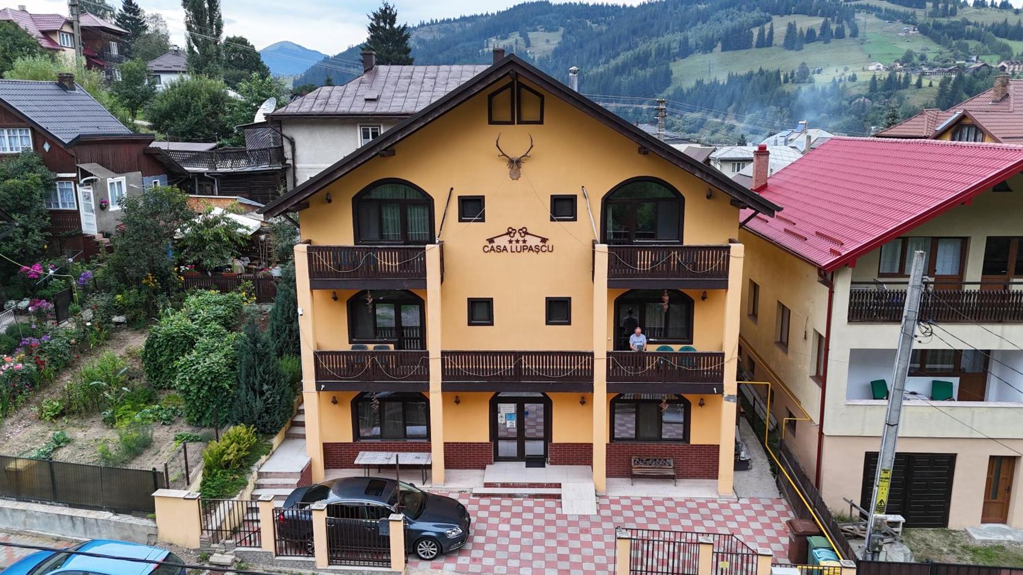 Casa Lupascu Hotel Vatra Dornei Exterior photo