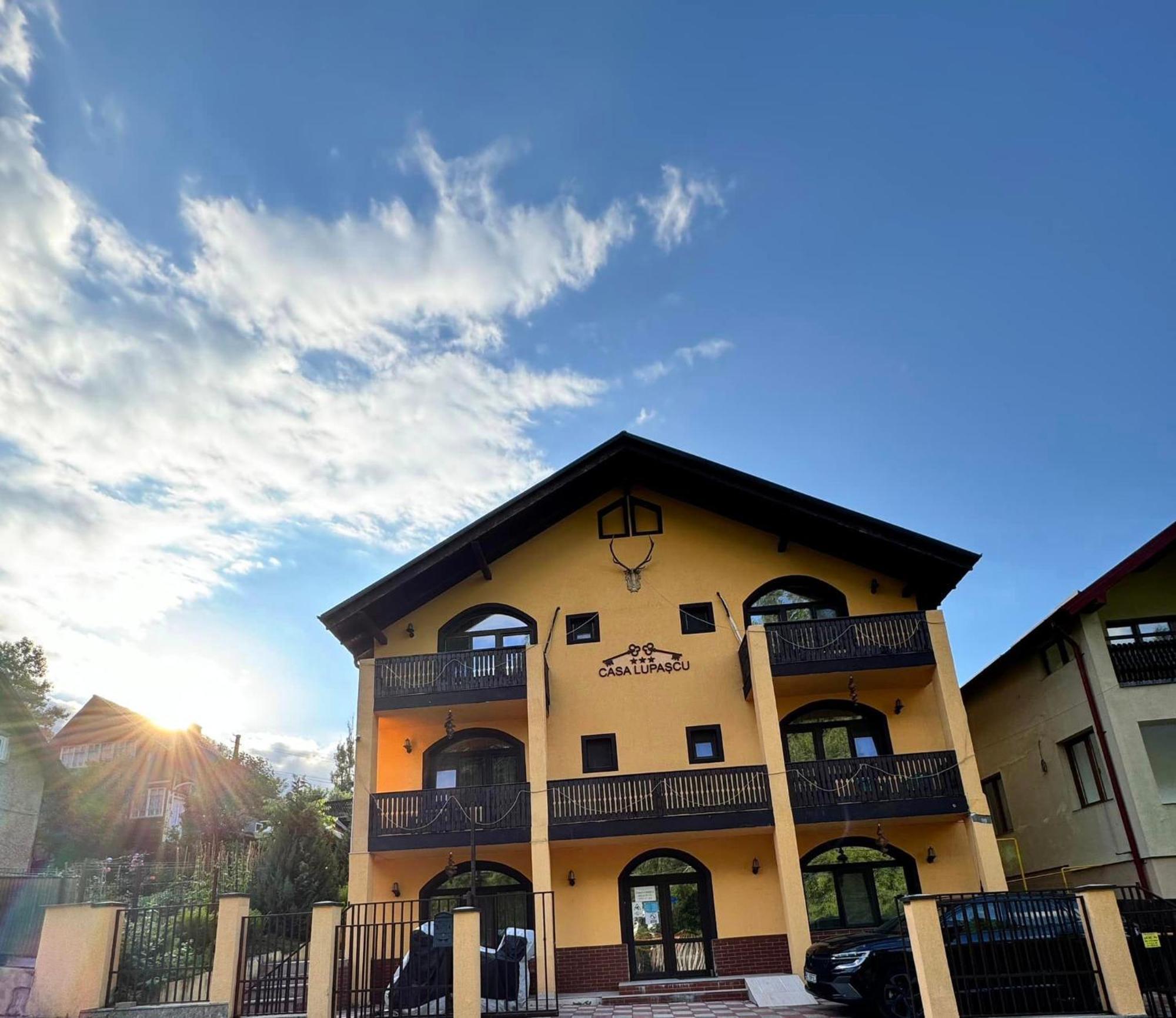 Casa Lupascu Hotel Vatra Dornei Exterior photo