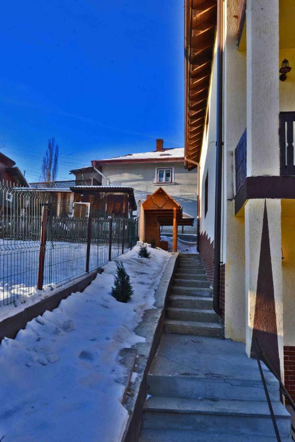 Casa Lupascu Hotel Vatra Dornei Exterior photo